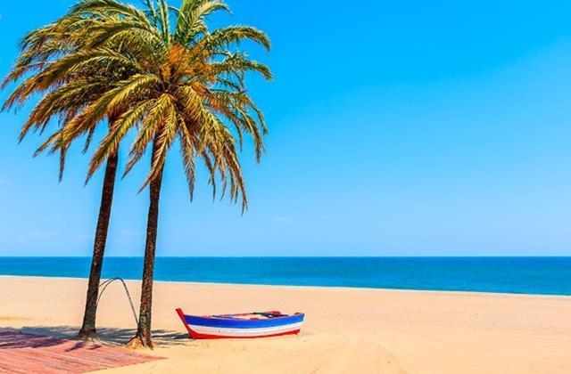 Apartamentos La Libertad Estepona Luaran gambar
