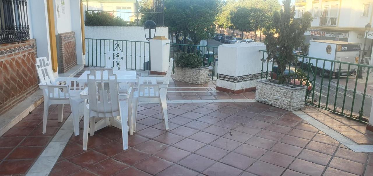 Apartamentos La Libertad Estepona Luaran gambar