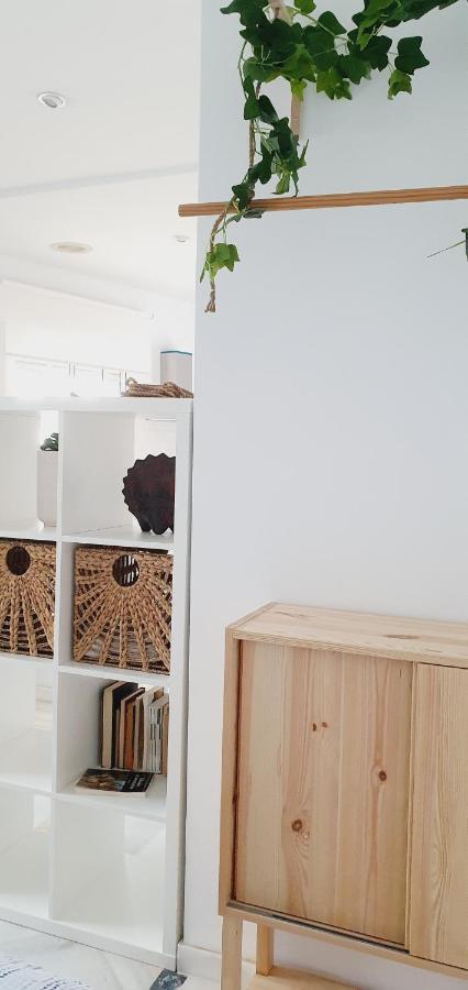 Apartamentos La Libertad Estepona Luaran gambar