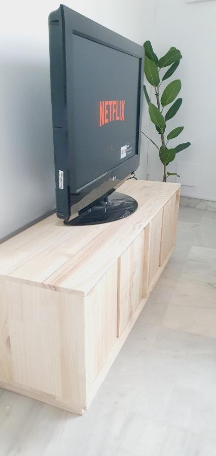 Apartamentos La Libertad Estepona Luaran gambar