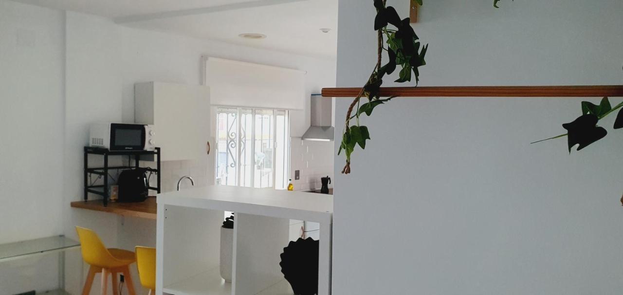 Apartamentos La Libertad Estepona Luaran gambar